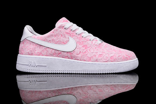 Custom Air Force 1 – Rose dentelle