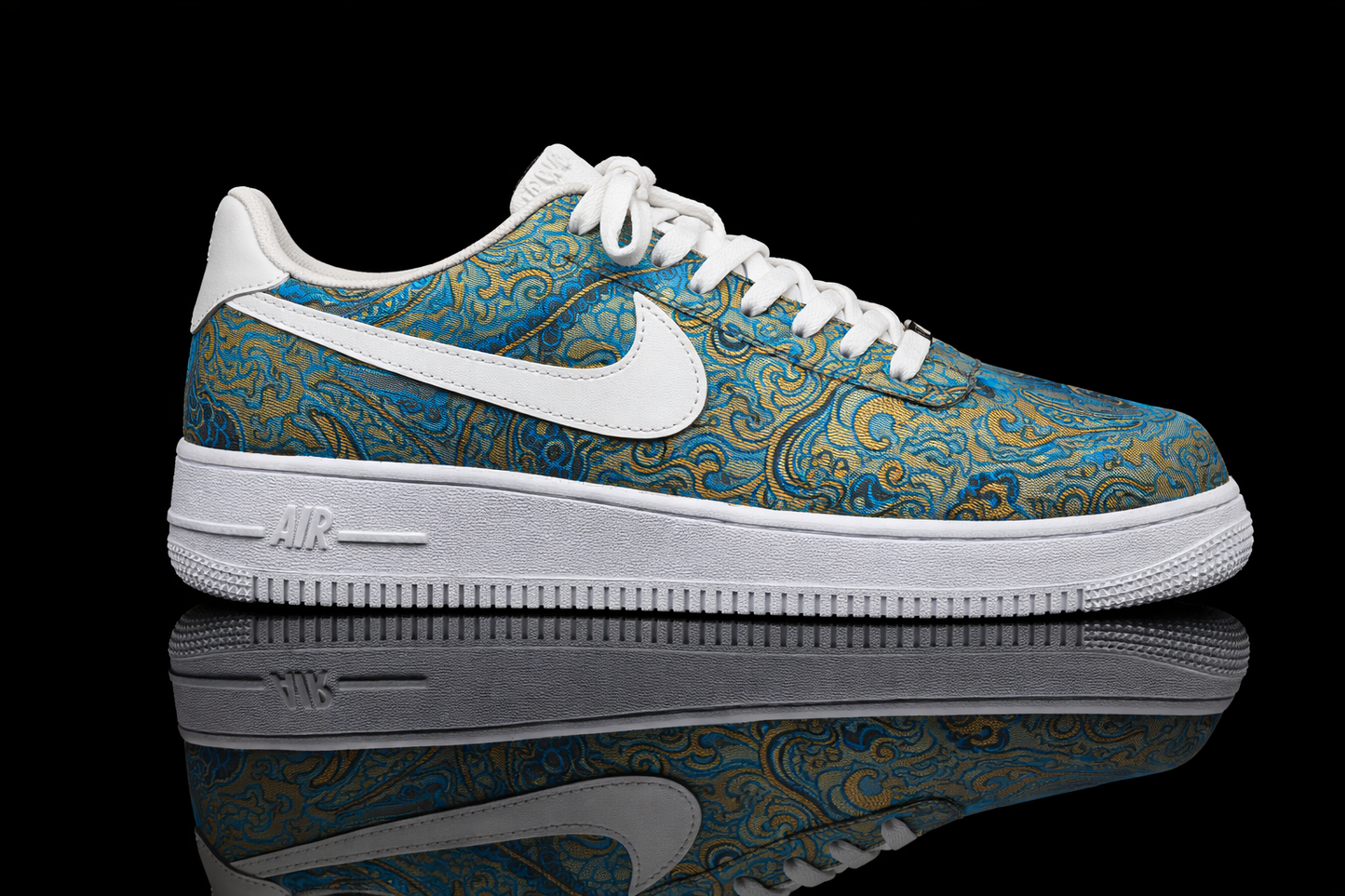 Air Force 1 personnalisée – Brocart Bleu Royal